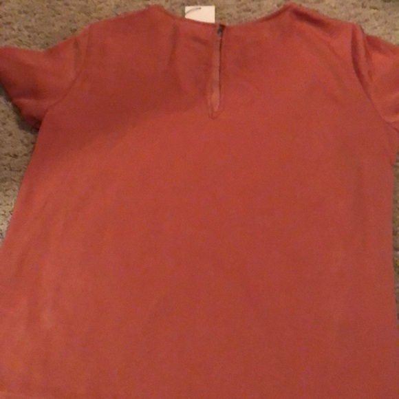 Top - Picture 2 of 4